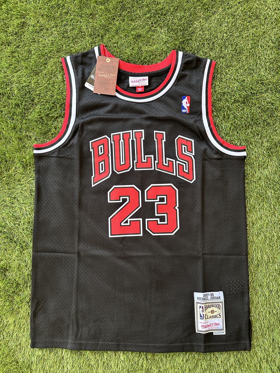 HWC Swingman Mitchell & Ness NBA player Michael Jordan #23 Chicago Bulls