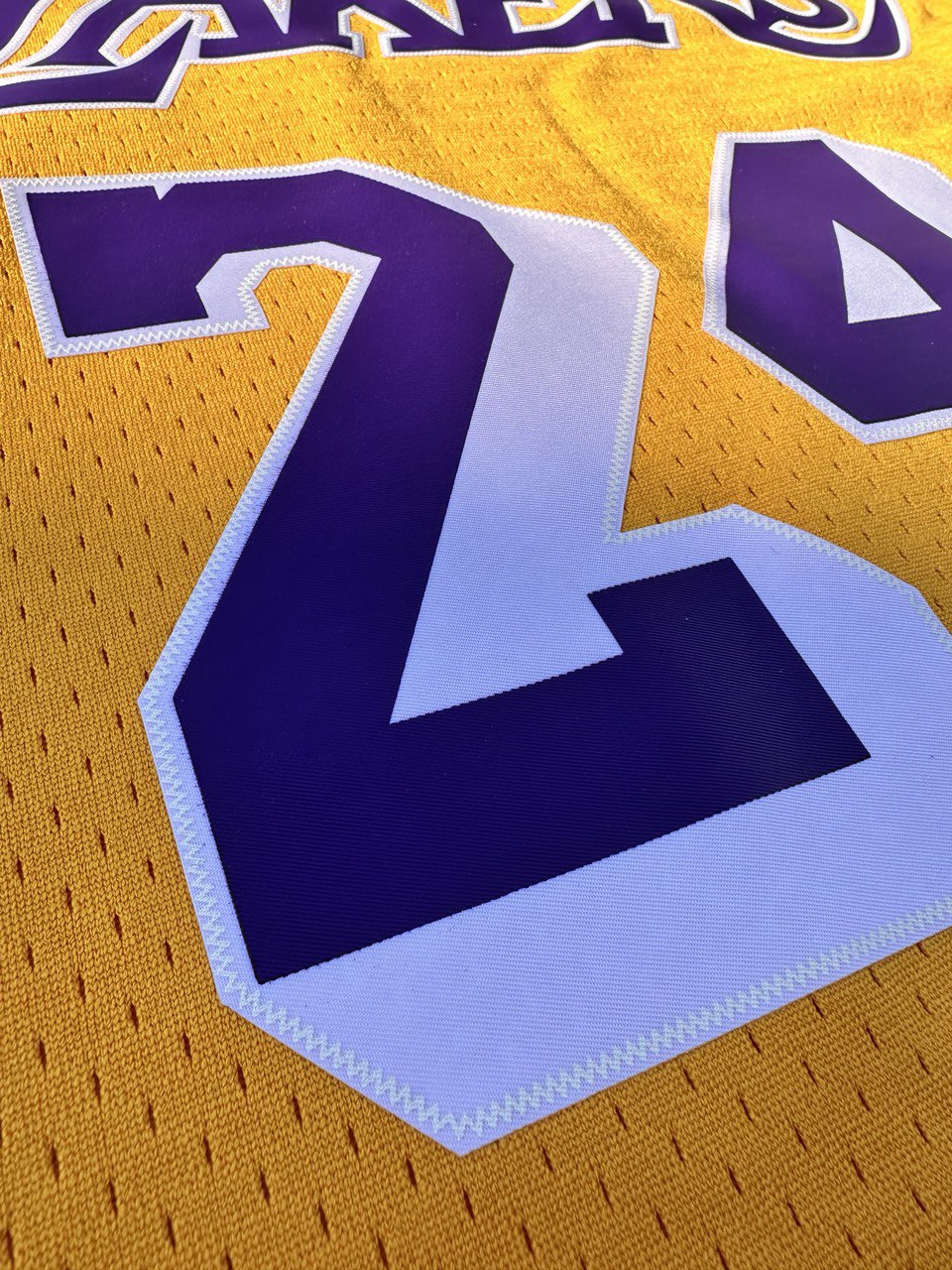HWC Swingman Mitchell & Ness Los Angeles Lakers NBA player Kobe Bryant #24