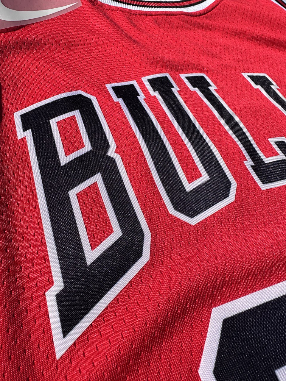Swingman NBA player Michael Jordan Chicago Bulls #23